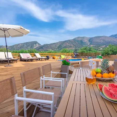 Villa Princess Sissi, Villa-house With Private Pool And Garden Sissi (Crete)