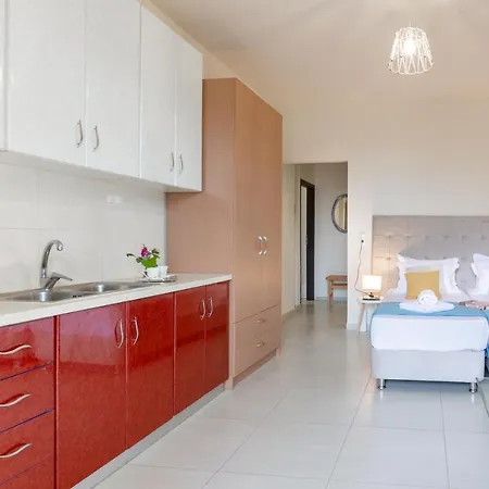 Princess Sissi, Villa-house With Private Pool And Garden * Sissi (Crete)